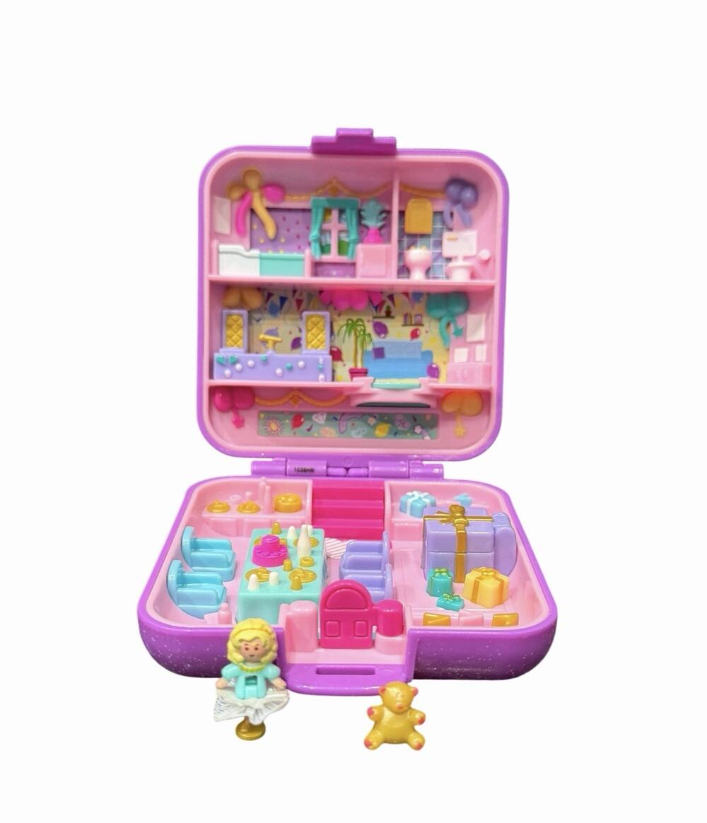 Polly Pocket Partytime Surprise Keepsake 30th Anniversary Compact Doll Bear